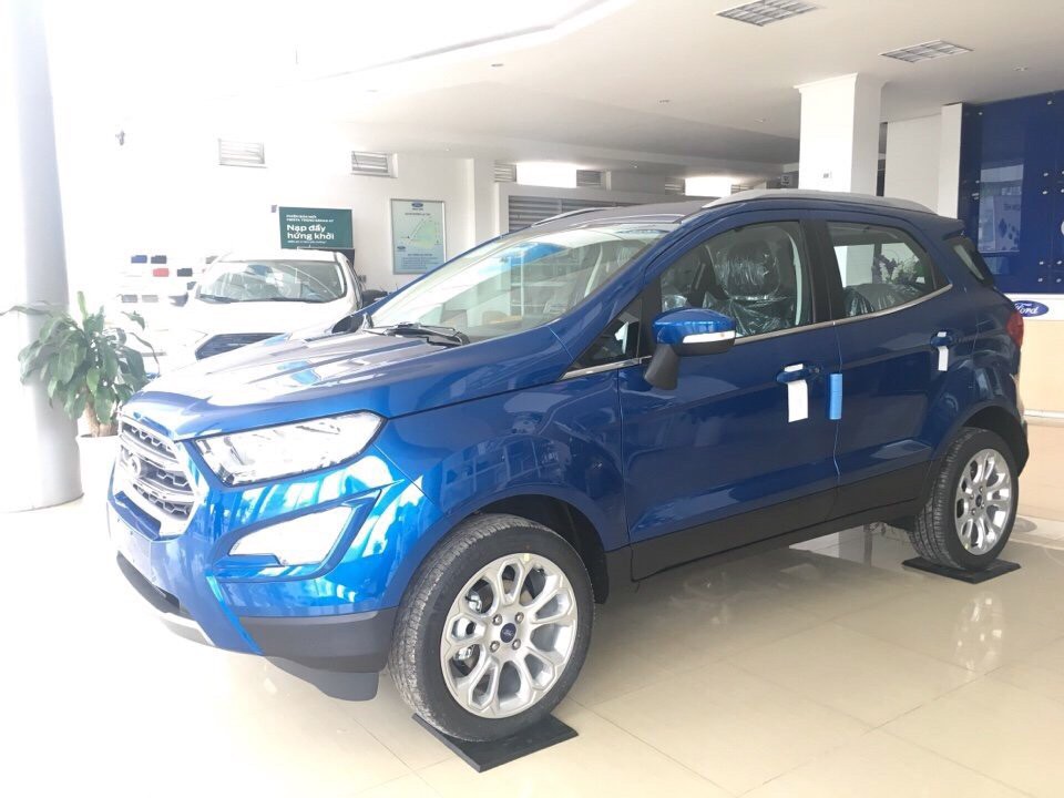 Ford EcoSport 1.0 Titannium 2018 - Bán xe Ford EcoSport At 1.0 Ecoboost sản xuất năm 2018, màu xanh lam, giá chỉ 679 triệu