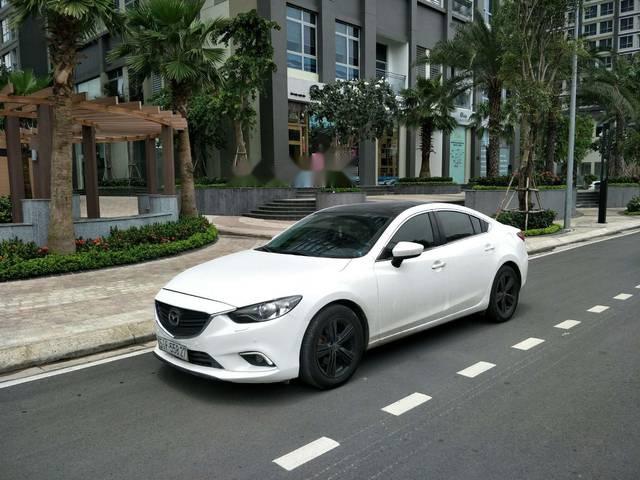 Mazda 6  2.0 2015 - Cần bán lại xe Mazda 6 2.0 sản xuất năm 2015, màu trắng, giá tốt
