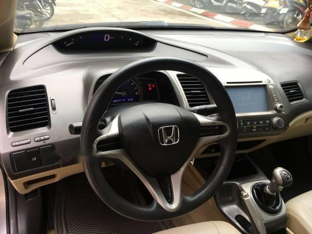 Honda Civic 2010 - Cần bán gấp Honda Civic đời 2010, màu bạc, 389tr