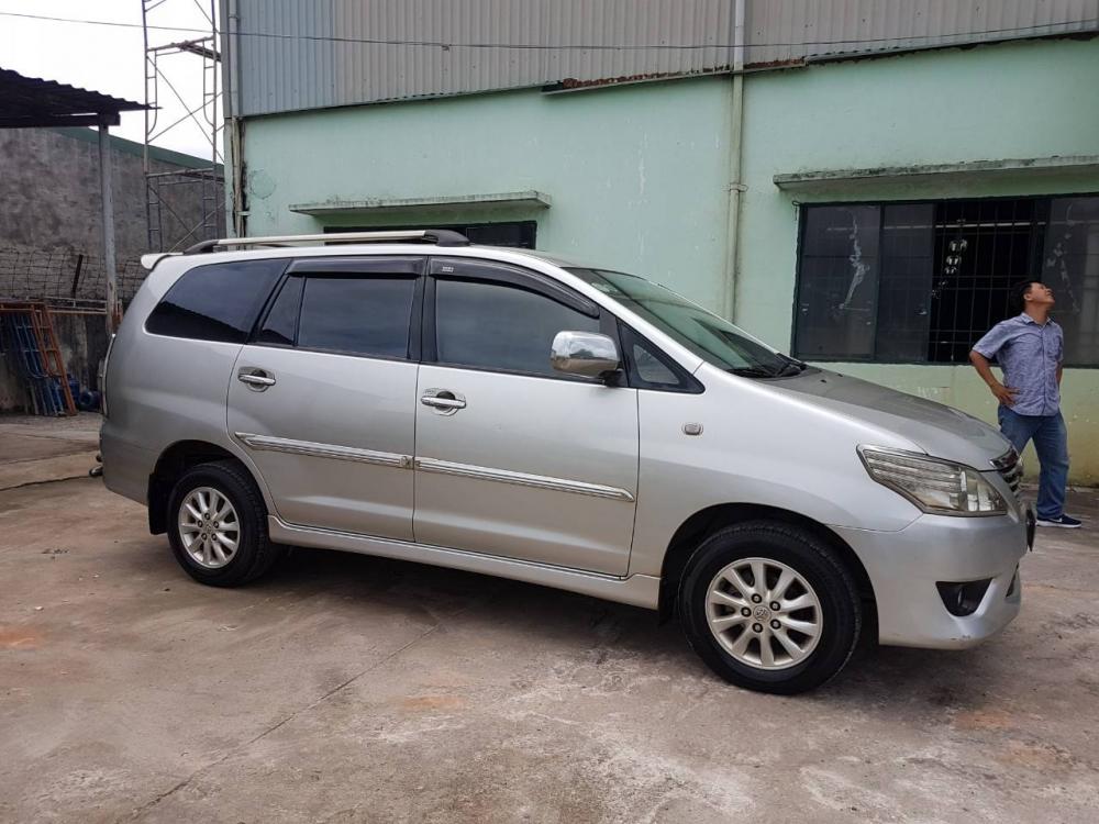 Toyota Innova G 2012 - Bán Toyota Innova G 2012, màu bạc, 495tr