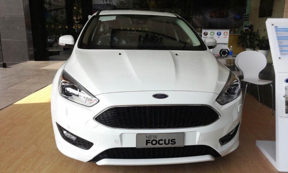 Ford Focus Trend 2018 - Focus 1.5 Ecoboost giảm tiền mặt 120tr tặng bảo hiểm, dán kính, số lượng có hạn