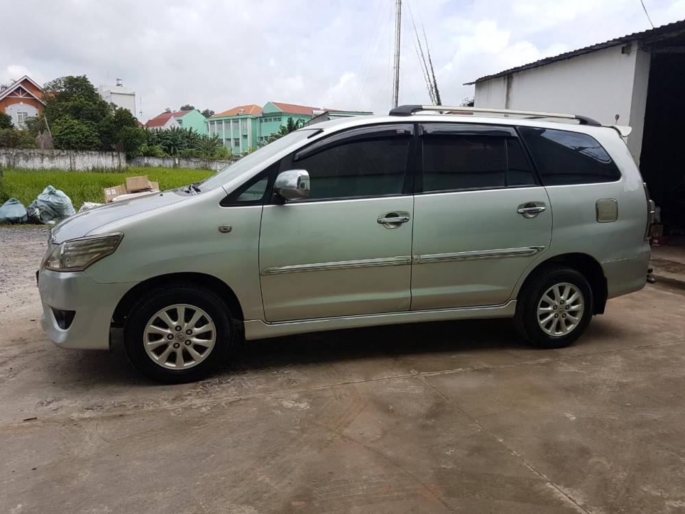 Toyota Innova G 2012 - Bán Toyota Innova G 2012, màu bạc, 495tr