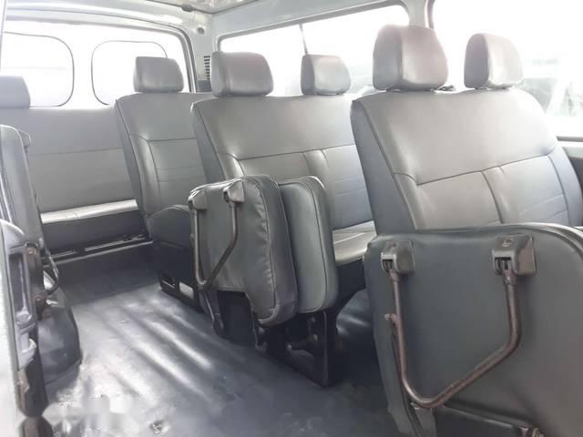 Toyota Hiace   2001 - Cần bán xe Toyota Hiace đời 2001 giá tốt