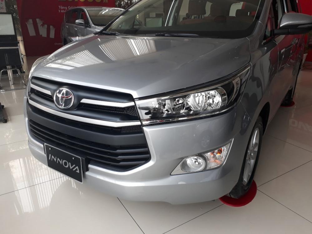 Toyota Innova E 2018 - Bán Innova E 2018, giảm giá mạnh nhất trong năm tại Toyota An Sương