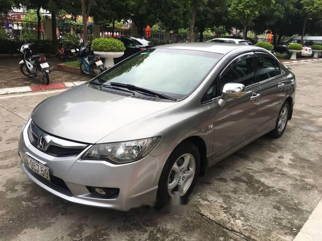 Honda Civic 2010 - Cần bán gấp Honda Civic đời 2010, màu bạc, 389tr