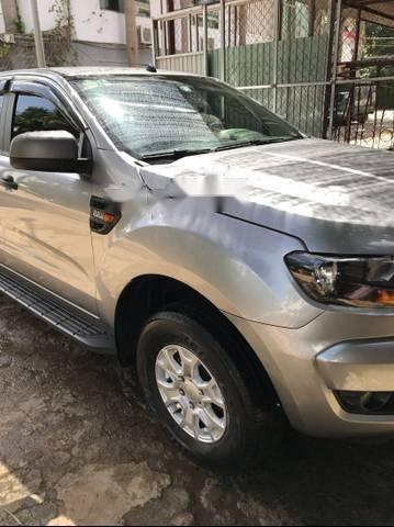 Ford Ranger  XLS 2015 - Bán xe Ford Ranger sản xuất năm 2015, màu bạc như mới