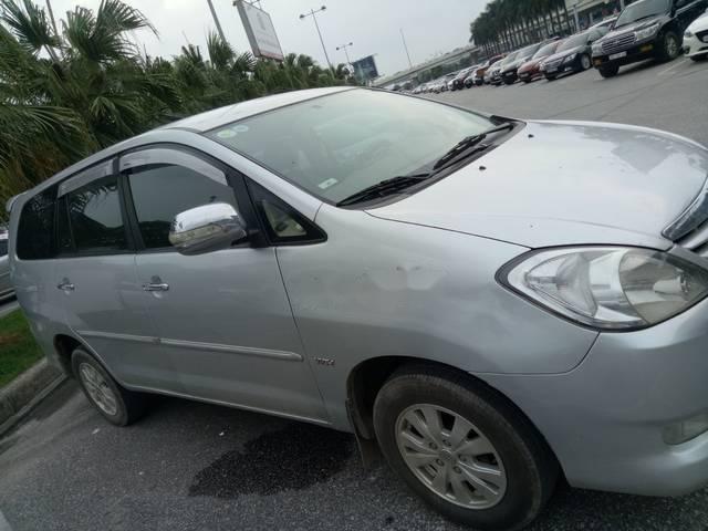 Toyota Innova   2012 - Cần bán lại xe Toyota Innova 2012, màu bạc