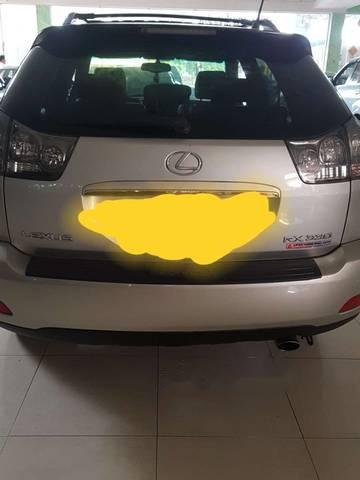 Lexus RX   350 2004 - Cần bán xe Lexus RX 350 năm sản xuất 2004, màu bạc, xe nhập số tự động, giá 620tr