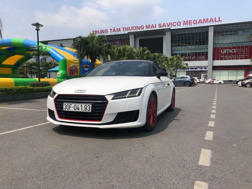 Audi TT 2016 - Bán xe Audi TT sản xuất năm 2016, màu trắng, xe nhập như mới