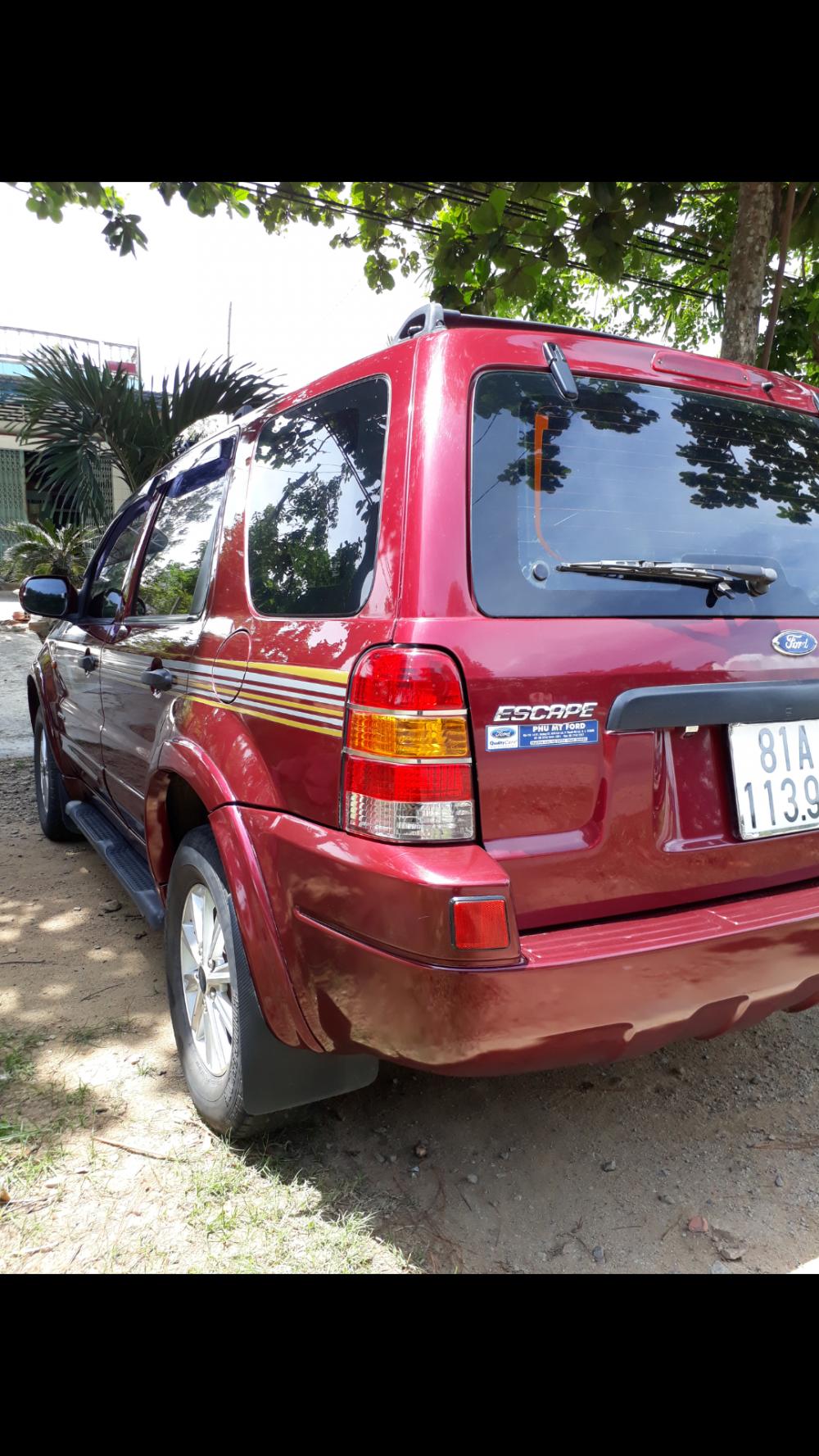 Ford Escape 2.0 2003 - Bán xe Ford Escape 2.0 đời 2003, màu đỏ mới 95%, giá 230tr