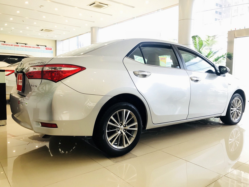 Toyota Corolla altis 1.8G 2016 - Bán xe Toyota Corolla Altis 1.8G 2016 - Màu bạc