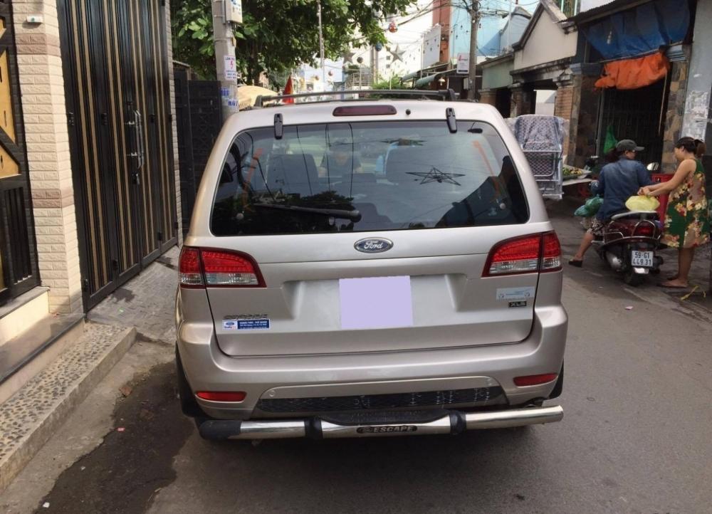 Ford Escape XLS 2009 - Bán xe Ford Escape XLS 2009 số tự động, màu bạc