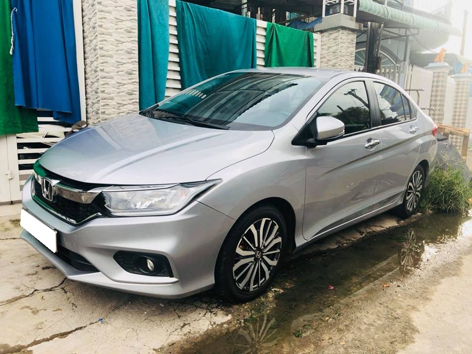 Honda City G 2017 - Gia đình đổi xe đời cao cần bán Honda City 2017, số tự động bản top