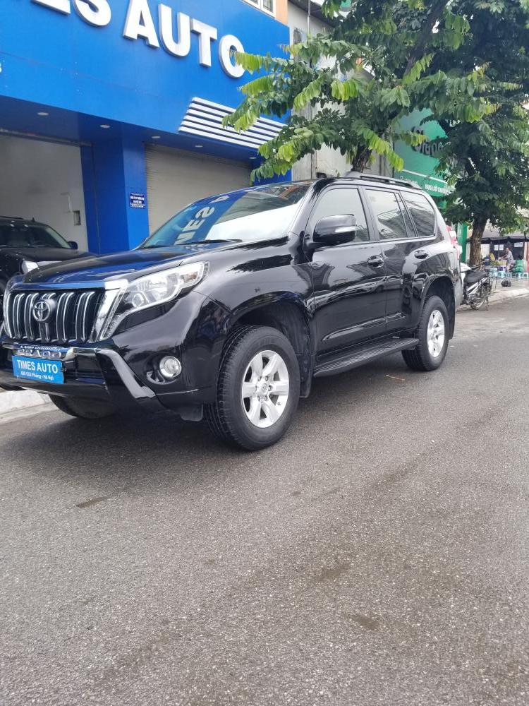 Toyota Prado 2014 - Bán Toyota Prado năm sản xuất 2014, màu đen, xe nhập