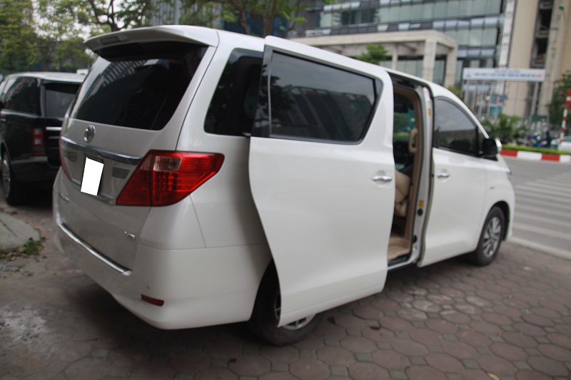 Toyota Alphard 2014 - Bán Toyota Alphard Limited sản xuất 2014, đk 2015