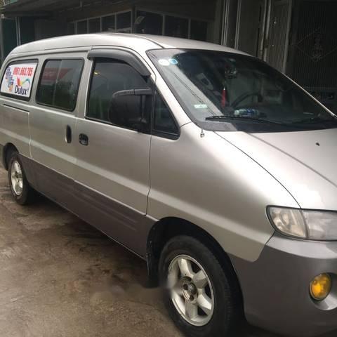 Hyundai Starex   2003 - Cần bán gấp Hyundai Starex đời 2003, màu bạc, giá 140tr