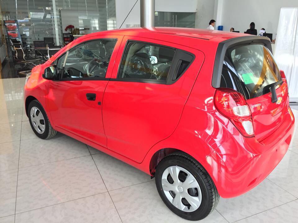 Chevrolet Spark LS 2018 - Bán ô tô Chevrolet Spark LS đời 2018 - mua ô tô chỉ với 60tr - rẻ như xe máy, mua ngay kẻo lỡ