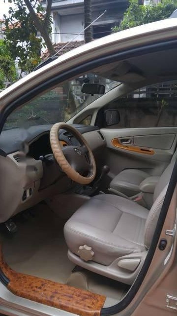 Toyota Innova G 2009 - Bán xe Toyota Innova G sản xuất năm 2009, màu vàng, 360tr