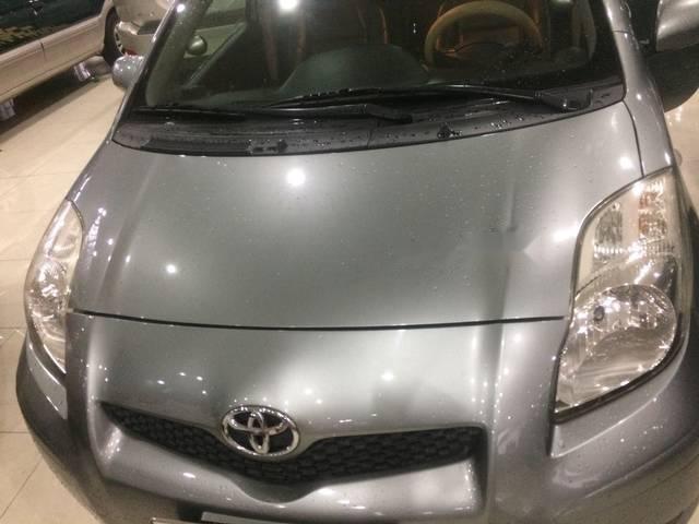 Toyota Yaris   2010 - Cần bán Toyota Yaris sản xuất năm 2010, màu xám, 414 triệu