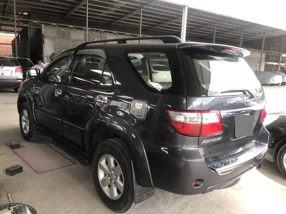 Toyota Fortuner G 2.5MT  2012 - Bán Toyota Fortuner G 2.5MT, máy dầu, số sàn, đời 2012, biển SG, xe còn rất cứng, bao test