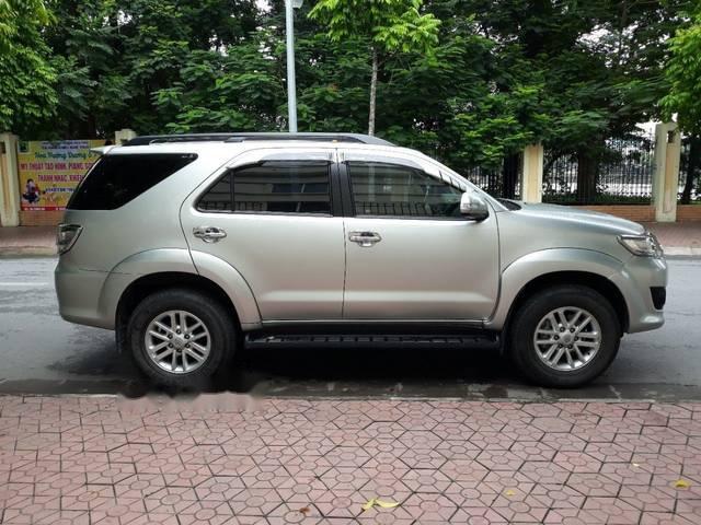 Toyota Fortuner  2.7V   2014 - Cần bán lại xe Toyota Fortuner 2.7V sản xuất năm 2014, màu bạc chính chủ