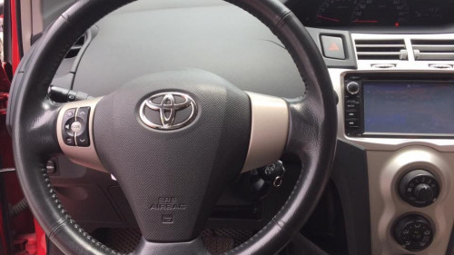 Toyota Yaris  1.5 AT  2011 - Cần bán Toyota Yaris 1.5 AT 2011, màu đỏ, giá 430tr