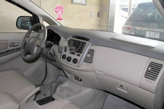 Toyota Innova   2013 - Bán Toyota Innova sản xuất năm 2013, 550tr