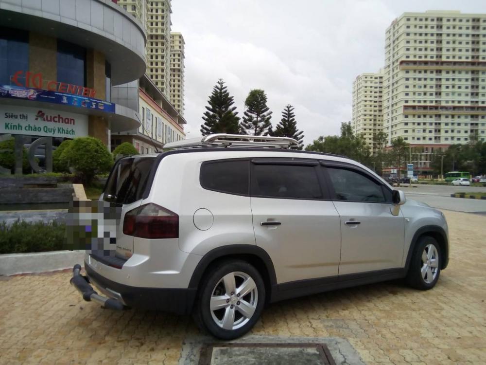 Chevrolet Orlando LTZ 2012 - Bán xe Chevrolet Orlando LTZ sản xuất năm 2012, màu bạc