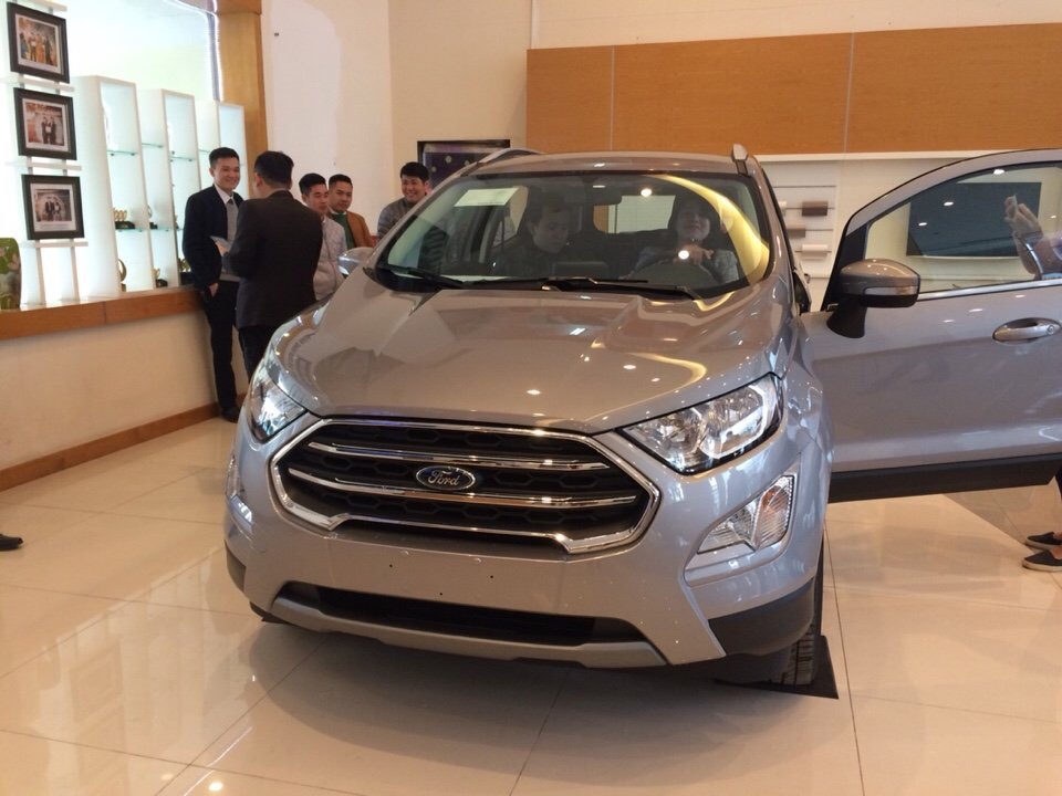 Ford EcoSport Titanium 1.5L AT 2018 - Bán Ford Ecosport Titanium 1.5L 2018, có trả góp 80%, chỉ với 242 triệu đồng bạn sở hữu