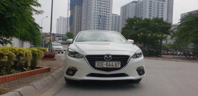 Mazda 3 2016 - Cần bán xe Mazda 3 2016, màu trắng, 640 triệu