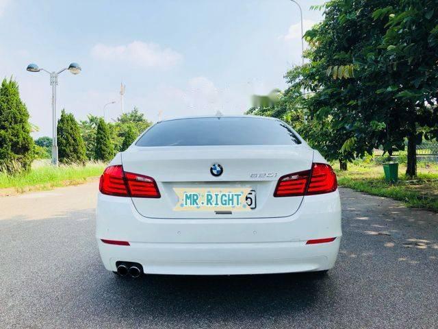 BMW 5 Series  520i 2013 - Bán BMW 520i đời 2013, màu trắng