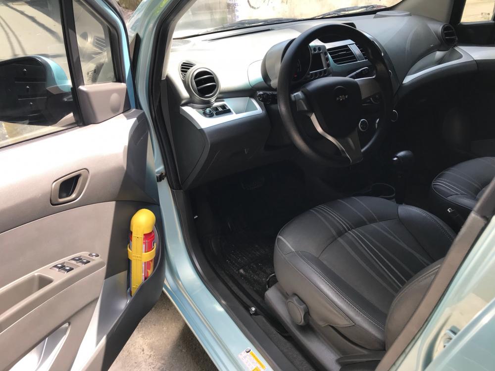Chevrolet Spark 2015 - Bán Chevrolet Spark LTZ 2015, màu xanh ngọc, số tự động, xe zin rất đẹp