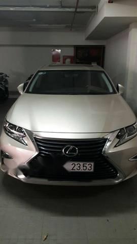 Lexus ES  250 2016 - Cần bán gấp Lexus ES250 đời 2016, màu trắng