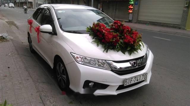 Honda City 2016 - Cần bán xe Honda City sản xuất năm 2016, màu trắng