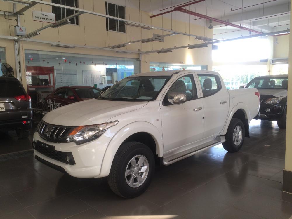 Mitsubishi Triton 4x2 MT 2018 - [TP. Hồ Chí Minh] bán Mitsubishi Triton 4x2 MT 2018, giá tốt, hỗ trợ cho vay 80% xe