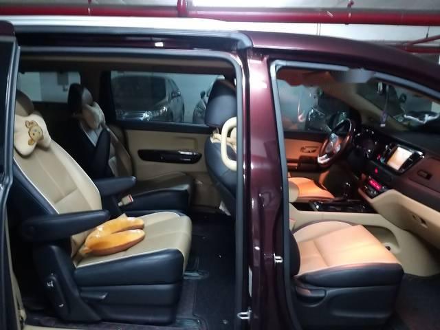 Kia Sedona 2016 - Cần bán xe Kia Sedona đời 2016, màu đỏ