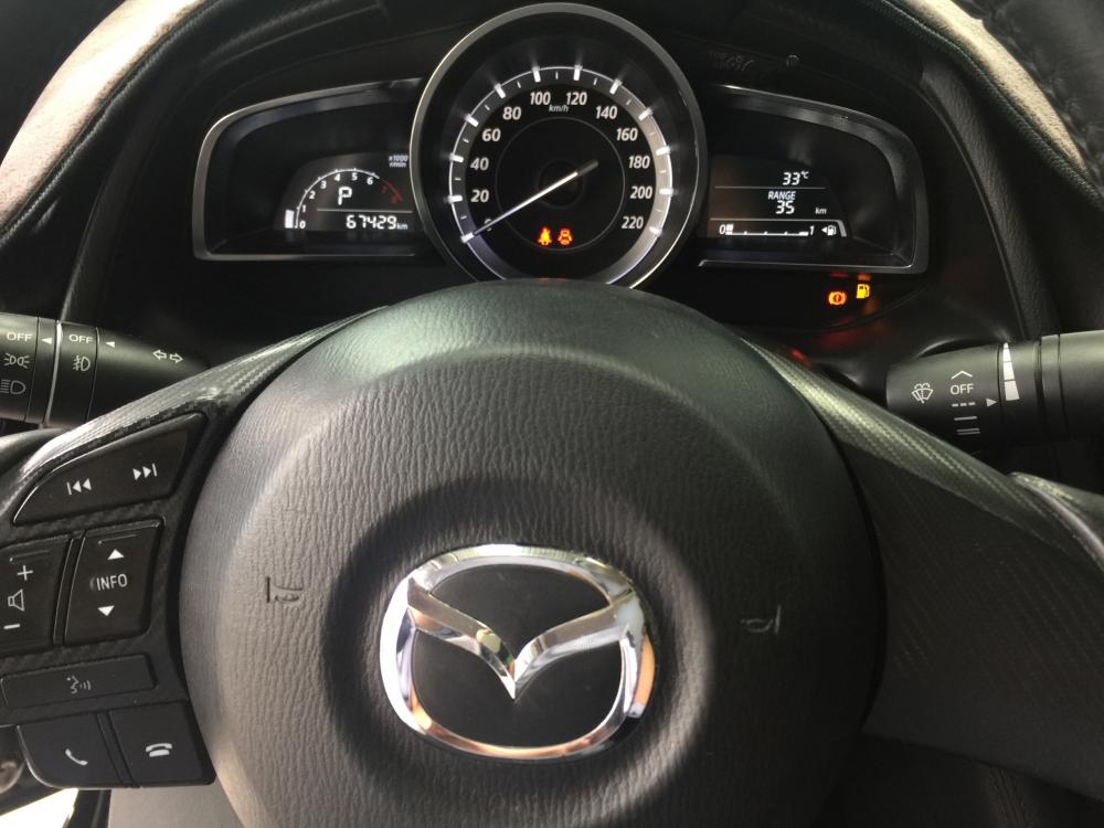 Mazda 2 1.5AT   2016 - Bán Mazda 2 2016, màu đen, biển TP, giá TL, hỗ trợ trả góp