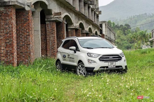 Ford EcoSport    1.5L AT Titanium 2018 - Cần bán xe Ford EcoSport 1.5L AT Titanium sản xuất năm 2018, màu trắng