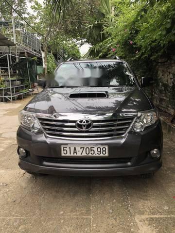 Toyota Fortuner 2013 - Cần bán lại xe Toyota Fortuner 2013, màu xám, giá 785tr