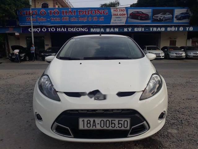 Ford Fiesta 2011 - Bán Ford Fiesta năm sản xuất 2011, màu trắng giá cạnh tranh