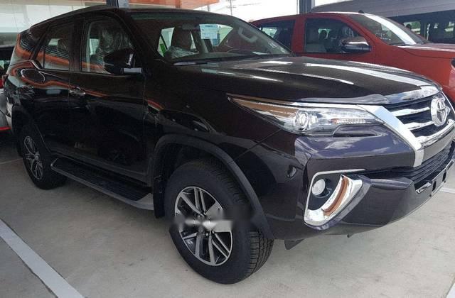 Toyota Fortuner   2.8V (4×4) AT 2018 - Bán xe Toyota Fortuner 2.8V (4×4) AT sản xuất năm 2018, màu nâu, nhập khẩu nguyên chiếc