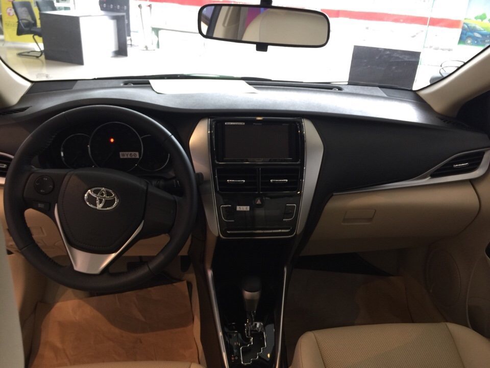 Toyota Vios 1.5G CVT 2018 - Bán Toyota Vios 1.5G CVT sản xuất năm 2018, màu trắng