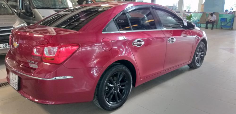 Chevrolet Cruze LT MT 2015 - Bán Cruze LT, 2015 MT, 424tr, 56,000km, có thương lượng, BH 1 năm, xe đẹp