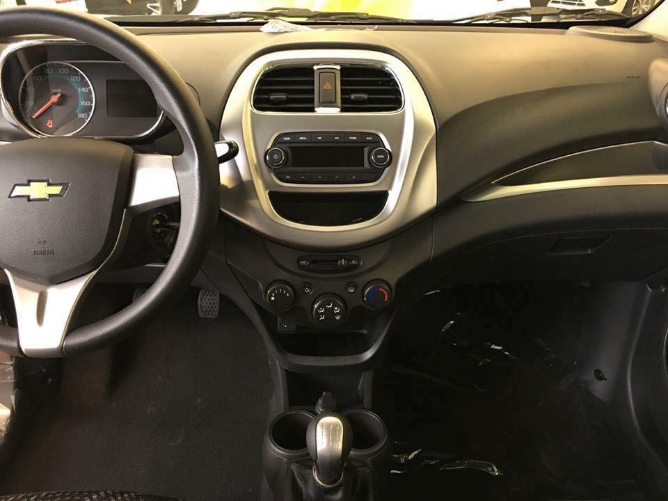 Chevrolet Spark 1.2 LT MT 2018 - Bán Sprak 1.2 LT, giảm ngay 40 triệu mua trong tháng này