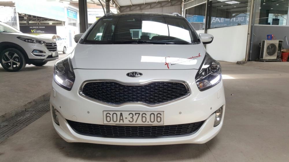 Kia Rondo 2.0 GATH 2016 - Bán Kia Rondo GATH 2.0AT màu trắng, số tự động, sản xuất 2016, phiên bản cao cấp nhất