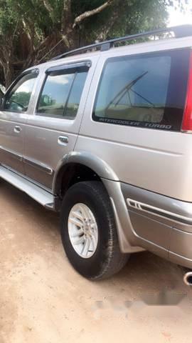 Ford Everest   2005 - Cần bán Ford Everest năm sản xuất 2005, màu bạc xe gia đình