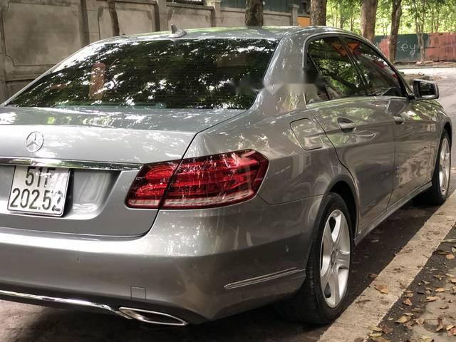 Mercedes-Benz E class  E200   2013 - Cần bán Mercedes E200 đời 2013, màu xám