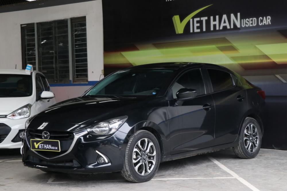 Mazda 2 1.5AT 2016 - Bán Mazda 2 1.5AT 2016, màu đen giá cạnh tranh