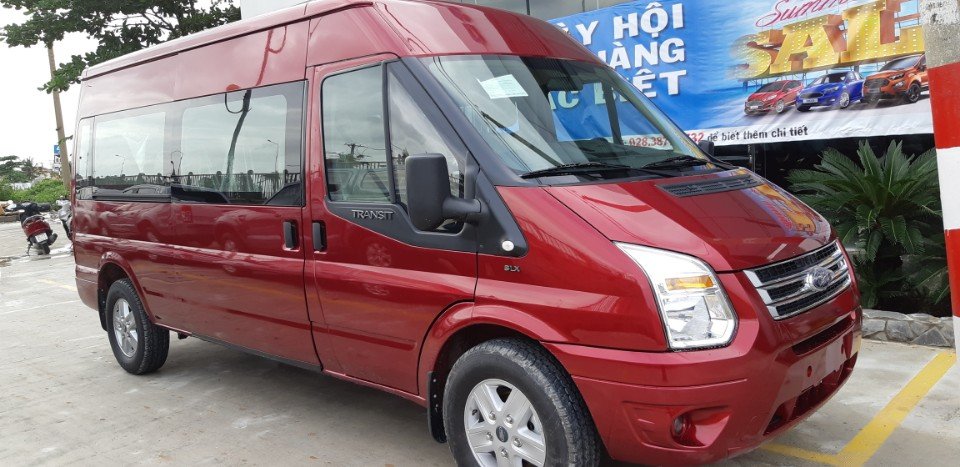 Ford Transit   SVP  2018 - Bán Ford Transit 2018 màu đỏ độc đáo, giao ngay, giá tốt nhất, quà tặng hấp dẫn: Hộp đen, bao tay lái, dầu thơm