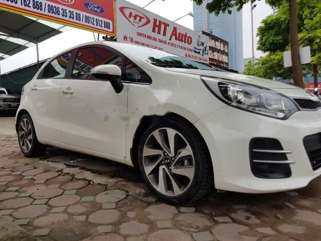 Kia Rio   AT 2015 - Bán Rio 2015, xe còn rất mới, nội thất nguyên bản